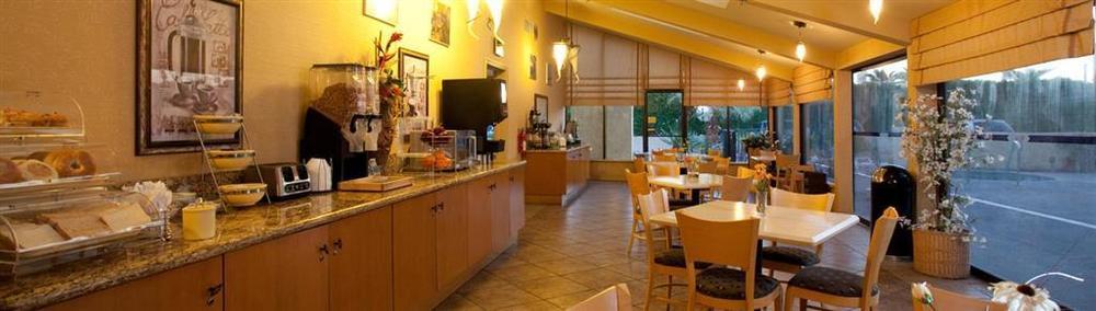 Red Lion Inn & Suites Cathedral City Palm Springs מסעדה תמונה